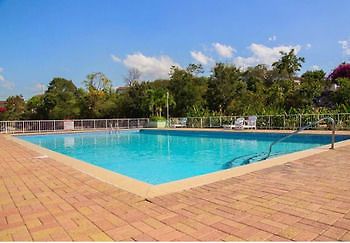 Signature Skys Guest Apartments คิงส์ตัน ภายนอก รูปภาพ